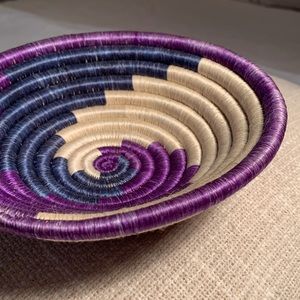 African Woven Grass Coil Unity Basket Bowl Container